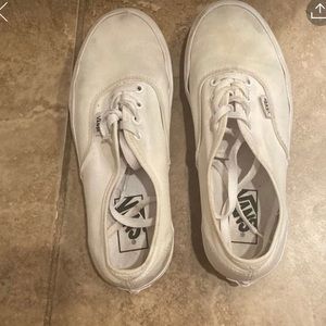 vans white tie shoe